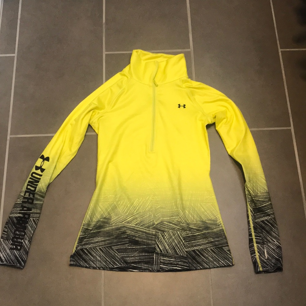 Yellow and black underarmour pullover